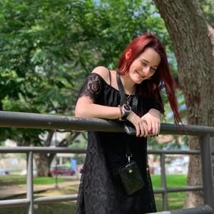 Meet your Posher, Brittany